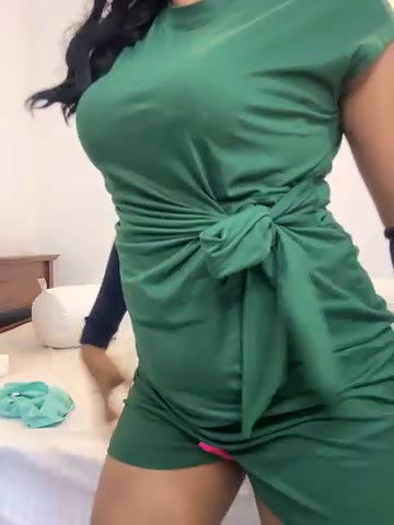 Stripchat-Public.Show-c-angelwavy-2025.01.13.005106