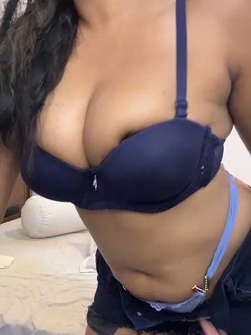 Stripchat-Public.Show-c-angelwavy-2025.01.27.010626