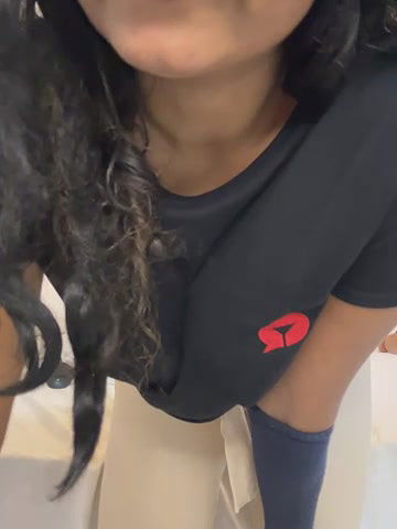 Stripchat-Public.Show-c-angelwavy-2025.03.30.015449