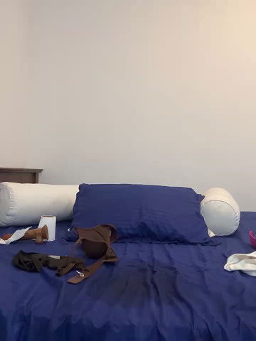 Stripchat-Public.Show-c-angelwavy-2025.04.04.011806