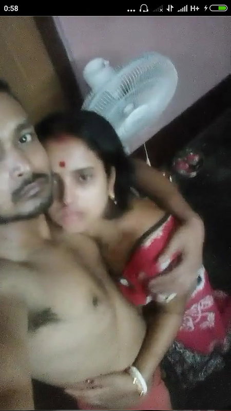 Newly-married couple foreplay sex on cam