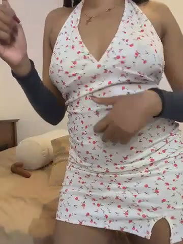 Stripchat-Public.Show-c-angelwavy-2025.05.19.005854