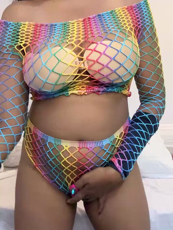 Stripchat-Public.Show-c-angelwavy-2025.06.16.005700