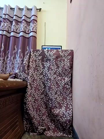 Stripchat-Public.Show-c-Nikki_Nikku-2025.01.21.142430