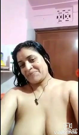 Sexy Beautiful Boudi Selfie