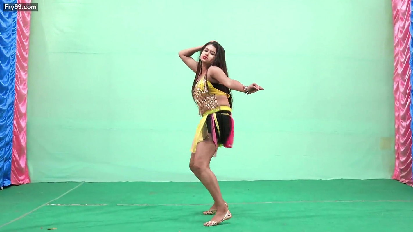 Muskil Mein Hai Jena Tune Dil Ye China | Ft. Mishti | Sursangam Dance