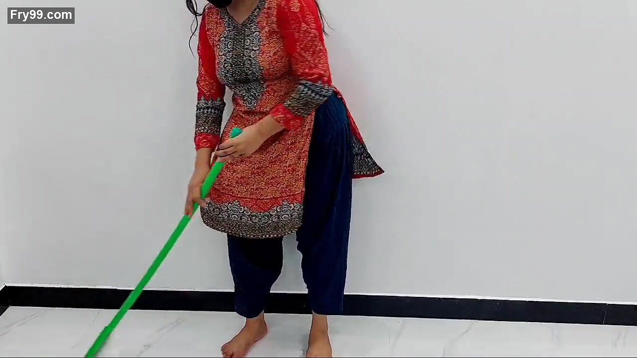 XXX Desi Maid Anal Fucked By Old Man With Clear Hindi Audio