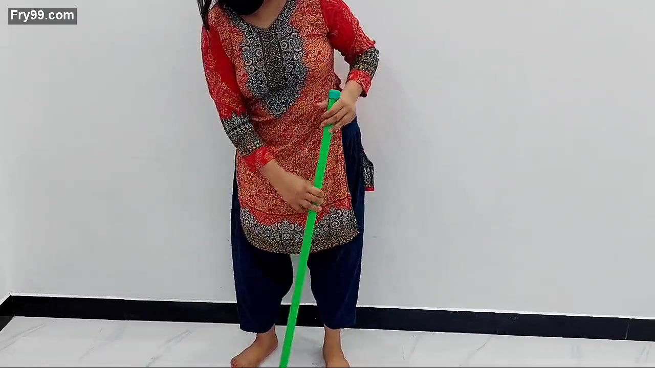 XXX Desi Maid Anal Fucked By Old Man With Clear Hindi Audio