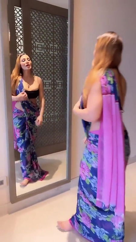 KARISHMA KAR LATEST HOT SEXY DOGGYSTYLE DANCE DAMN SEDUCTIVE