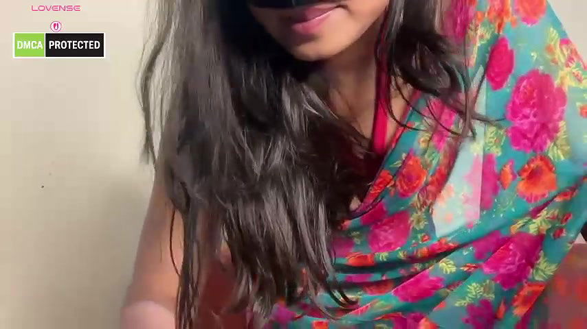 Stripchat-Public.Show-f-Hottie_ishuu-2025.06.13.174517