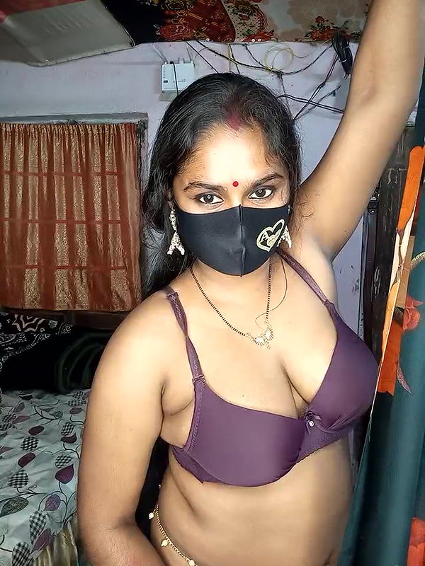 Stripchat-Public.Show-f-Hotty-rimi-2025.02.10.043055