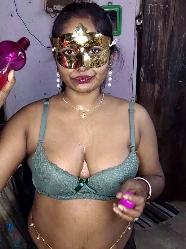 Stripchat-Public.Show-f-Hotty-rimi-2025.02.27.051919