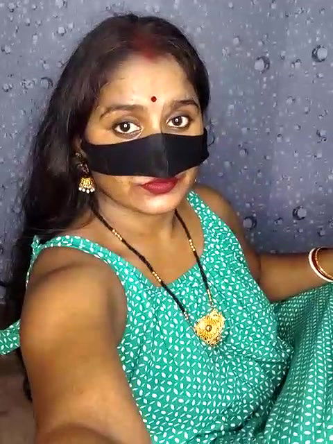 Stripchat-Public.Show-f-Hotty-rimi-2025.05.20.083820