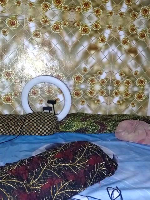 Stripchat-Public.Show-f-Hotty-rimi-2025.05.23.115111