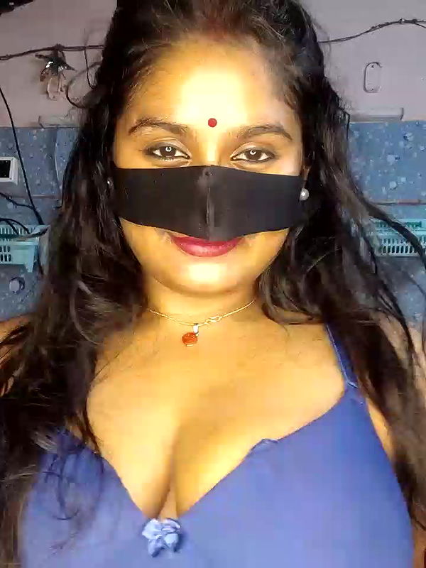 Stripchat-Public.Show-f-Hotty-rimi-2025.06.17.133333