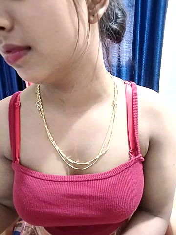 Stripchat-Public.Show-f-Maahhii_2-2025.05.28.014123