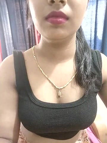 Stripchat-Public.Show-f-Maahhii_2-2025.05.31.014900