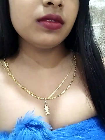 Stripchat-Public.Show-f-Maahhii_2-2025.06.18.231732