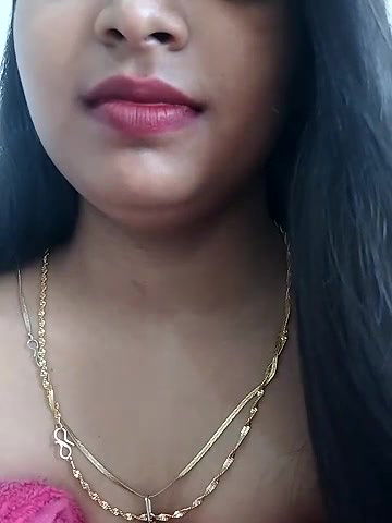 Stripchat-Public.Show-f-Maahhii_2-2025.06.20.024533