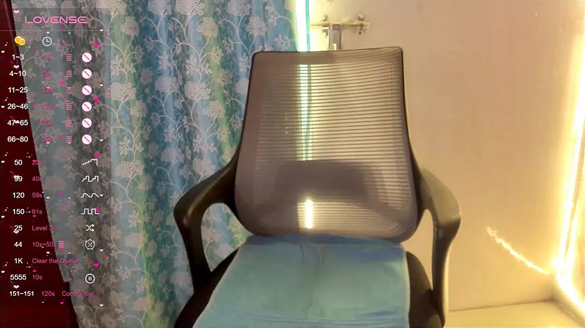 Stripchat-Public.Show-f-Miss_ziya-2025.03.31.183009