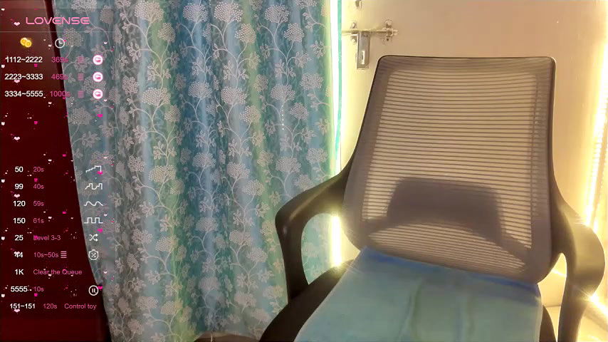 Stripchat-Public.Show-f-Miss_ziya-2025.04.17.192624