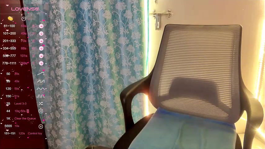 Stripchat-Public.Show-f-Miss_ziya-2025.04.17.192624