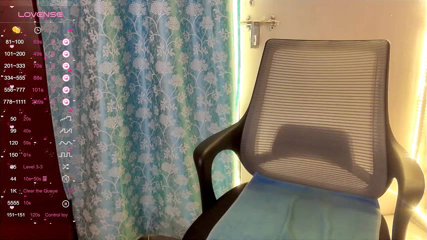 Stripchat-Public.Show-f-Miss_ziya-2025.04.17.192624