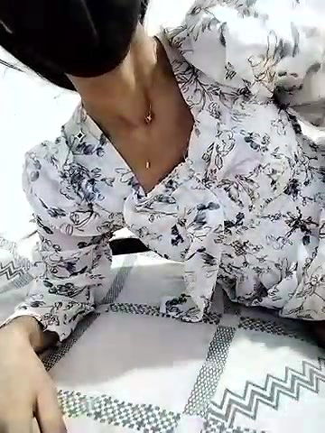 Stripchat-Public.Show-f-Naughty-Khusi-2025.06.01.021112