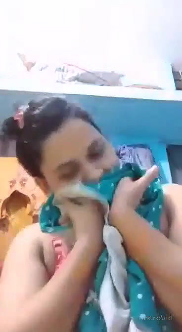 Beautiful Bhabi Showing