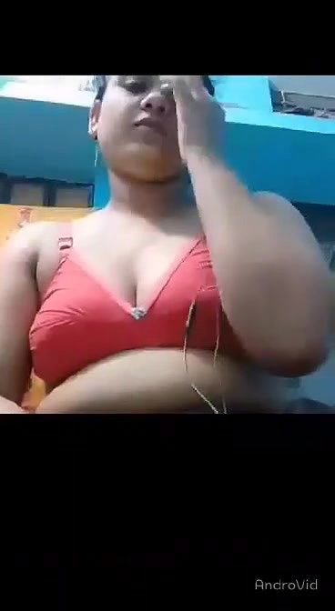 Beautiful Bhabi Showing