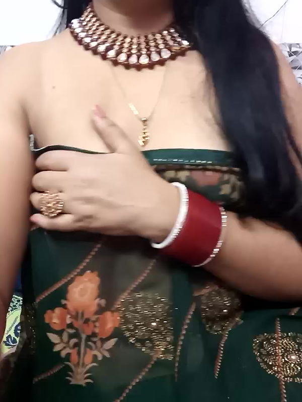 Stripchat-Public.Show-f-Olly-0078-2025.02.02.031407