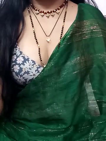 Stripchat-Public.Show-f-Olly-0078-2025.04.16.010412