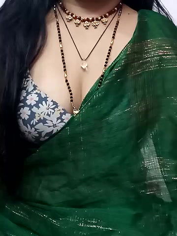 Stripchat-Public.Show-f-Olly-0078-2025.04.16.010412