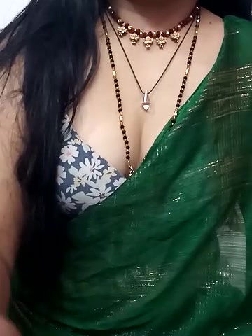 Stripchat-Public.Show-f-Olly-0078-2025.04.16.010412