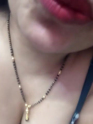 Stripchat-Public.Show-f-Olly-0078-2025.05.17.011323