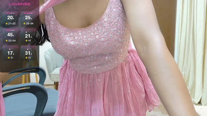 Stripchat-Public.Show-f-Only_hunny-2025.05.30.182517