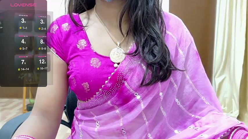 Stripchat-Public.Show-f-Only_hunny-2025.06.07.191355