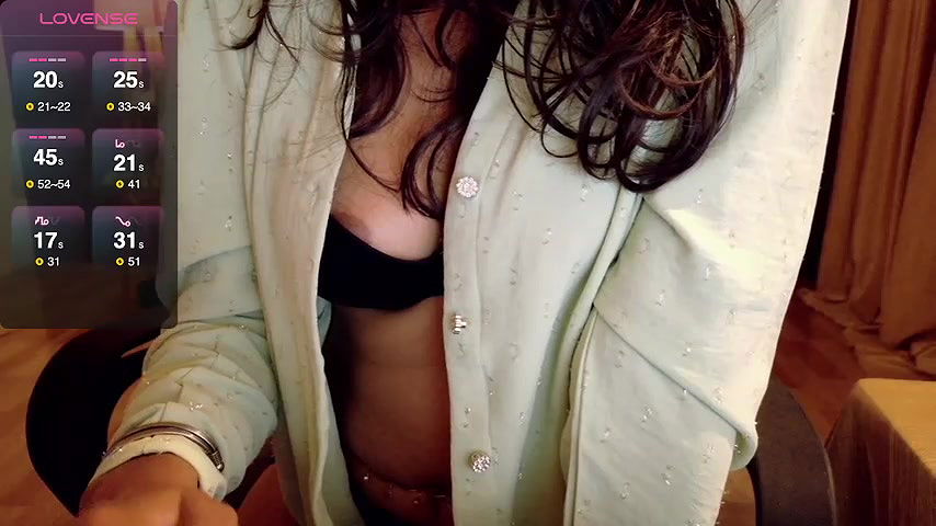 Stripchat-Public.Show-f-Only_hunny-2025.06.24.221555