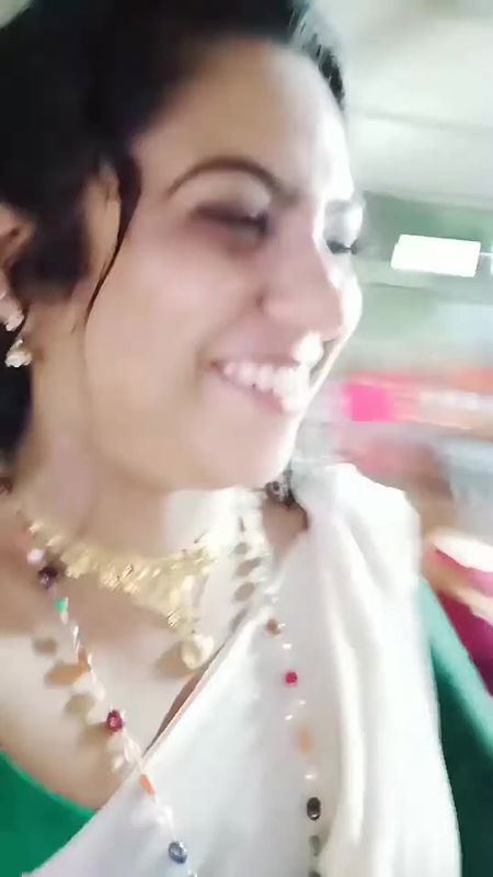 Jipsa Beegam dressing video