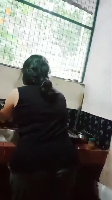 Jipsa Beegam Hot Navel and boob in black tshirt