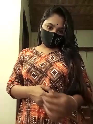 Stripchat-Public.Show-f-Puspita–2025.04.17.184000