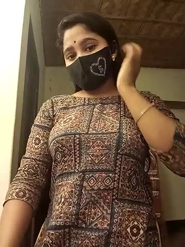 Stripchat-Public.Show-f-Puspita–2025.04.18.181938