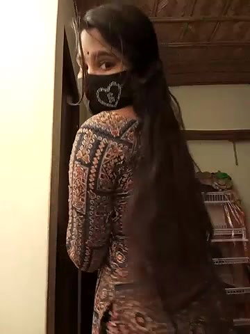 Stripchat-Public.Show-f-Puspita–2025.05.01.182604