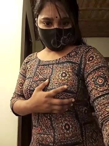 Stripchat-Public.Show-f-Puspita–2025.05.01.182604