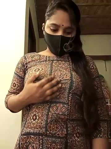 Stripchat-Public.Show-f-Puspita–2025.05.01.185529