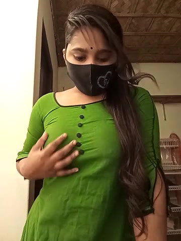 Stripchat-Public.Show-f-Puspita–2025.05.02.181833