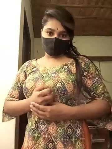 Stripchat-Public.Show-f-Puspita–2025.05.04.181811