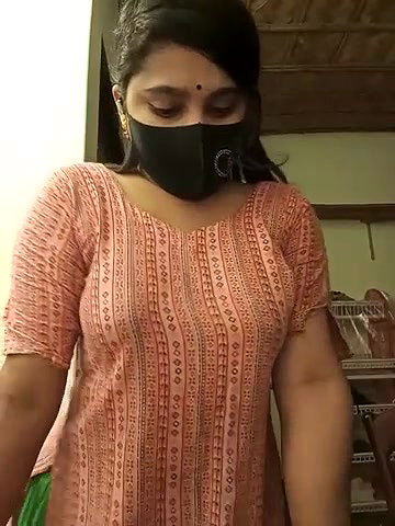 Stripchat-Public.Show-f-Puspita–2025.05.05.195024