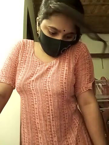 Stripchat-Public.Show-f-Puspita–2025.05.05.195024