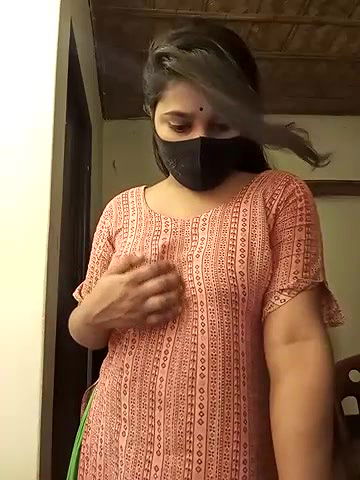 Stripchat-Public.Show-f-Puspita–2025.05.08.192047